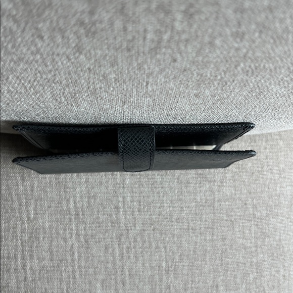 Louis Vuitton | Epi Agenda PM - Picture 6 of 16